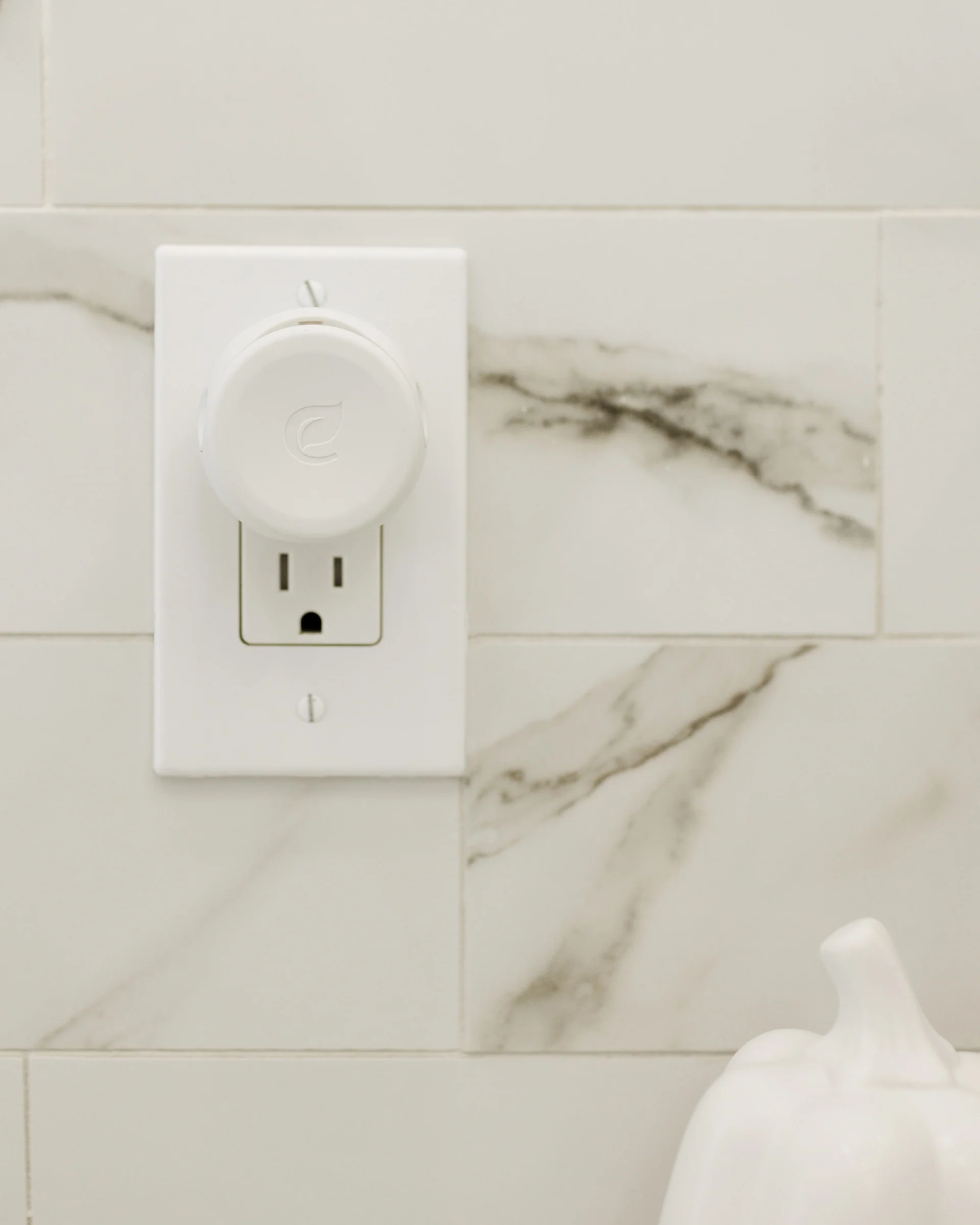 Plug-in Air Freshener Refill - Grove Exclusive - Image 6