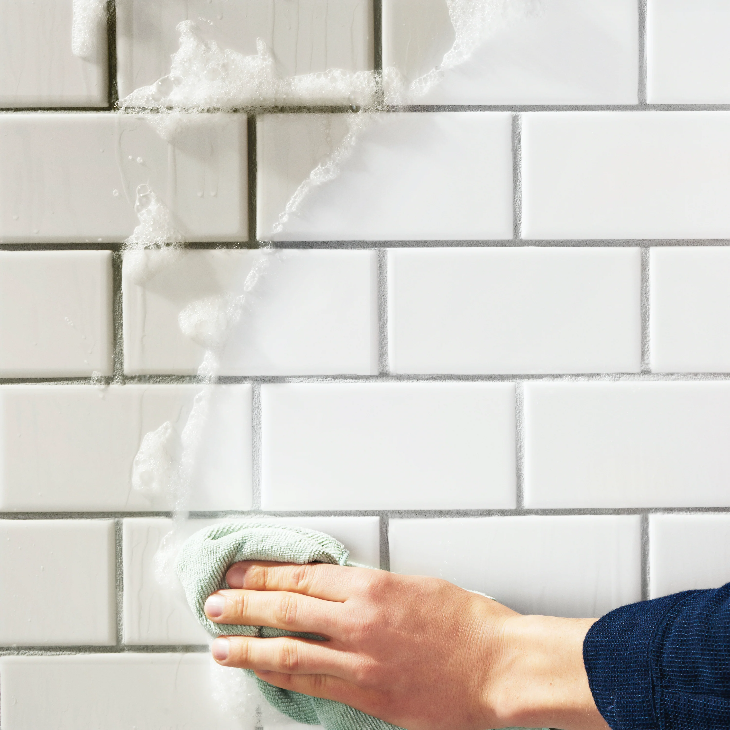 Tub & Tile Cleaner Concentrate - Image 19
